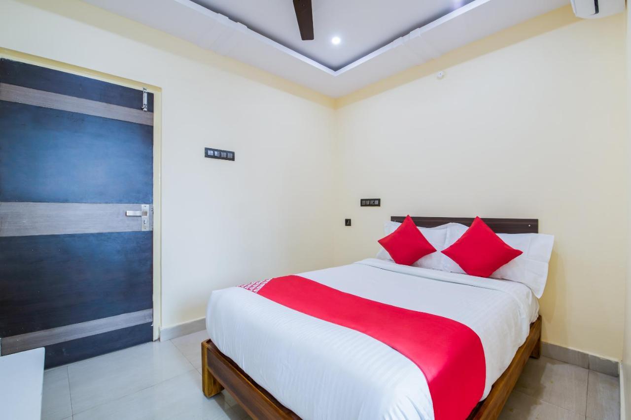 Hotel Oyo Mohan Residency Kurmannapalem Zewnętrze zdjęcie